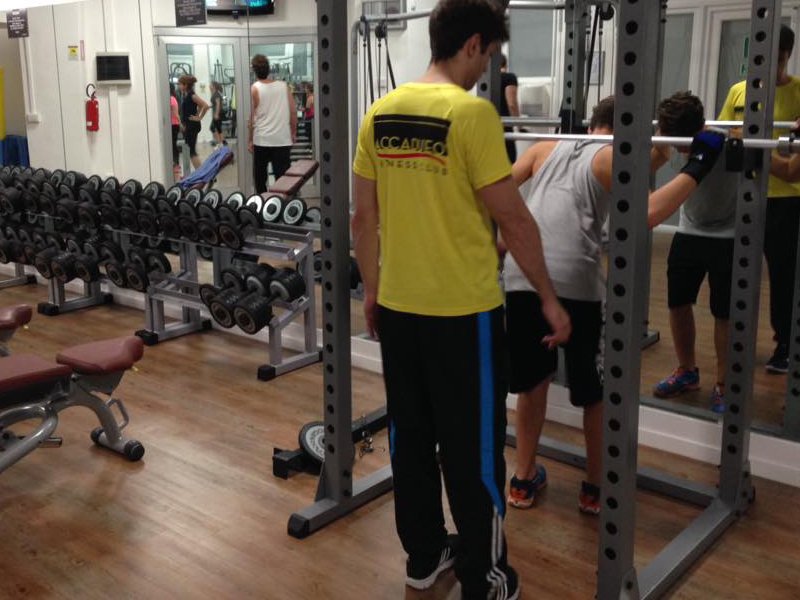 come allenarsi in palestra con personal trainer Accadueo