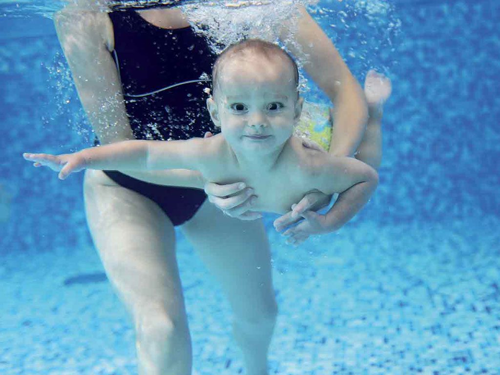 nuoto neonatale immersioni bambini